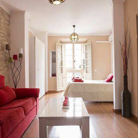 Suncity Loft Carreteria Малага Экстерьер фото